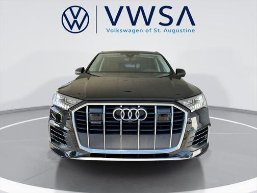 2024 Audi Q7 55 Premium Plus