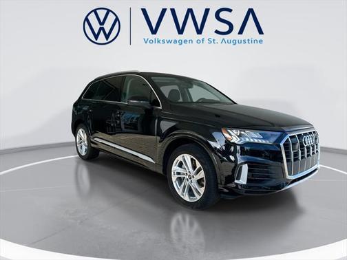 2024 Audi Q7 55 Premium Plus