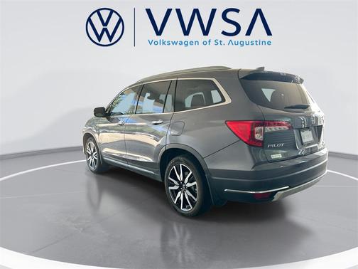 2019 Honda Pilot Touring 8-Passenger