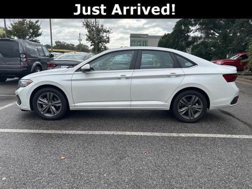 2022 Volkswagen Jetta 1.5T SE