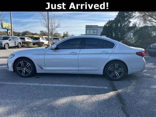 2021 BMW 540 540i