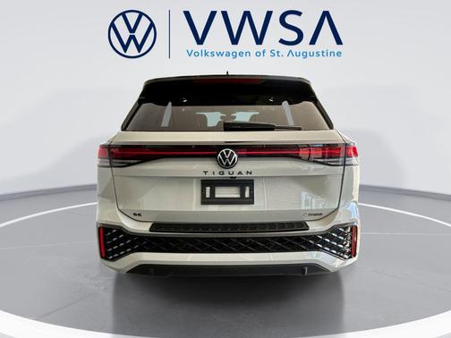 sandstone with deep black roof 2026 Volkswagen Tiguan 2.0T SE R-Line Black 4MOTION