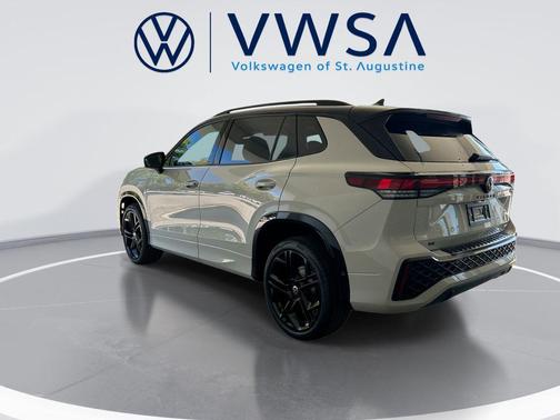 sandstone with deep black roof 2026 Volkswagen Tiguan 2.0T SE R-Line Black 4MOTION