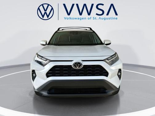 Pearl 2025 Toyota RAV4 XLE Premium