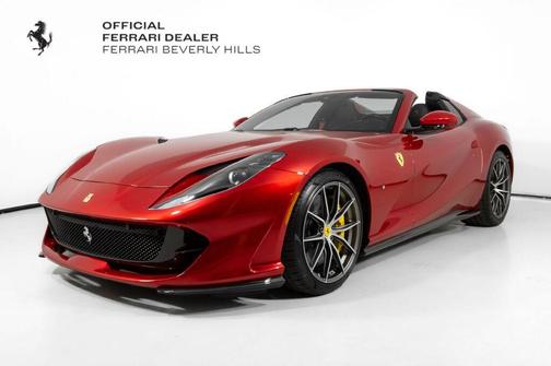 2022 Ferrari 812 GTS Base