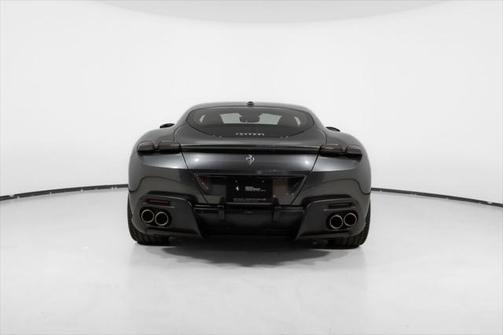 2021 Ferrari Roma Base