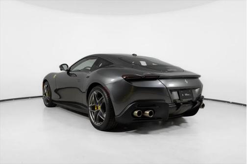 2021 Ferrari Roma Base
