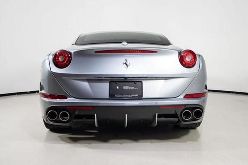 Grigio Titanio Metallic 2016 Ferrari California T