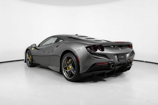 2022 Ferrari F8 Tributo Base