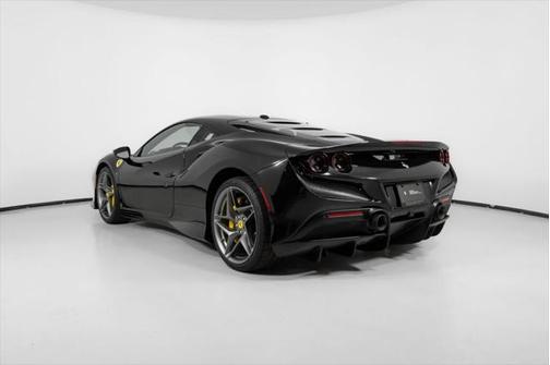 2022 Ferrari F8 Tributo Base