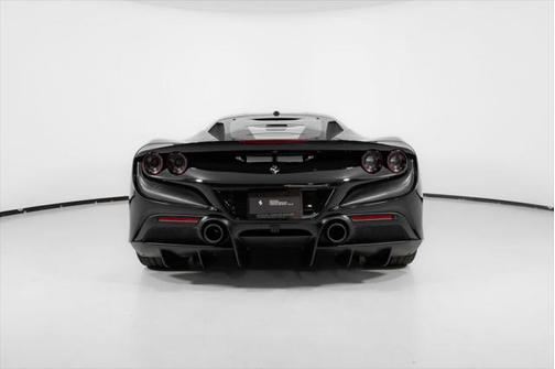 2022 Ferrari F8 Tributo Base