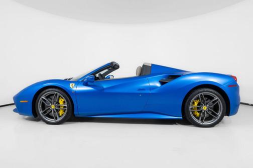 2018 Ferrari 488 Spider Base