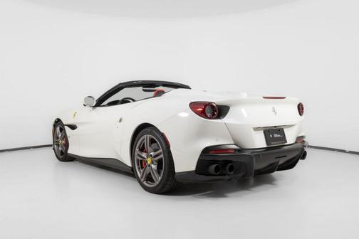 2022 Ferrari Portofino M Base