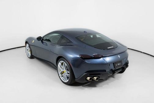 2021 Ferrari Roma Base