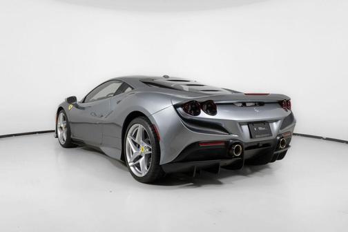 2022 Ferrari F8 Tributo Base