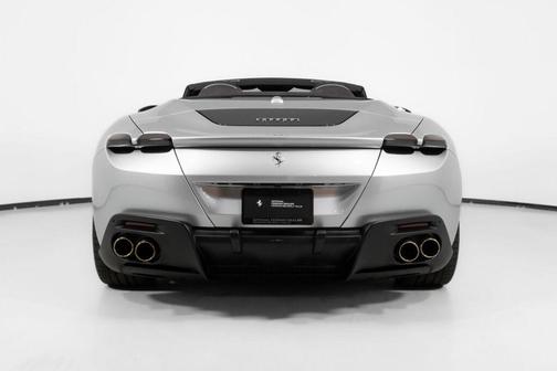2024 Ferrari Roma Spider Base