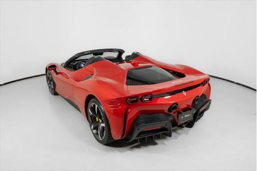 2023 Ferrari SF90 Spider Base