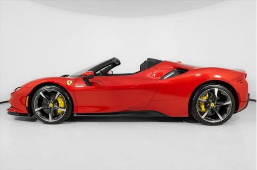 2023 Ferrari SF90 Spider Base