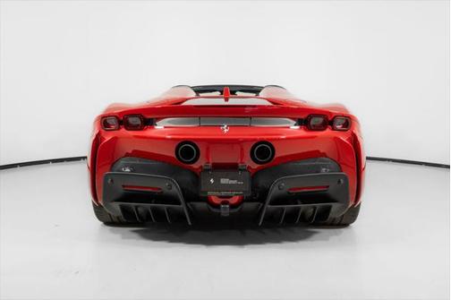 2023 Ferrari SF90 Spider Base