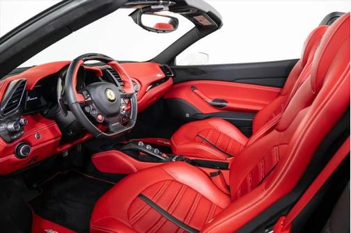 2019 Ferrari 488 Spider Base