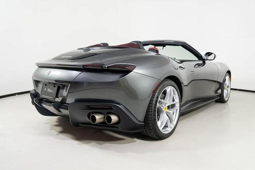 2025 Ferrari Roma Spider