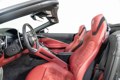 2025 Ferrari Roma Spider