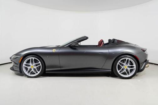 2025 Ferrari Roma Spider