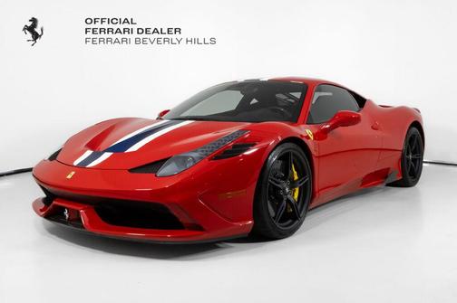 Rosso Corsa 2015 Ferrari 458 Speciale Base