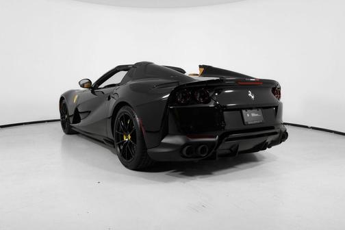 2022 Ferrari 812 GTS