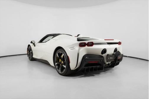 2024 Ferrari SF90 Spider