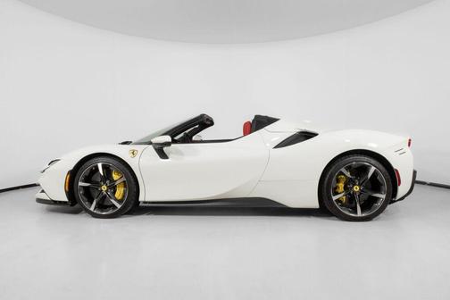 2024 Ferrari SF90 Spider