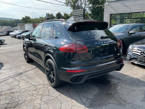 2016 Porsche Cayenne Cayenne S E-Hybrid