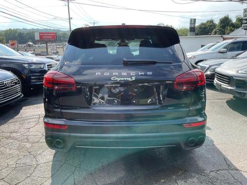 2016 Porsche Cayenne Cayenne S E-Hybrid