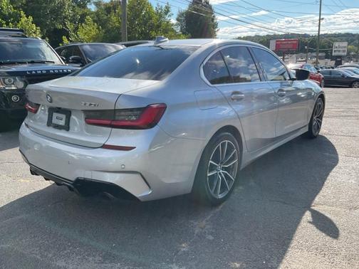 2020 BMW 330 xDrive