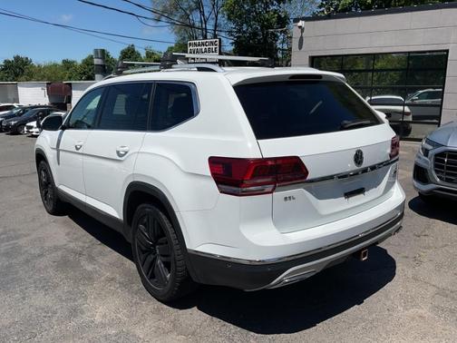 2018 Volkswagen Atlas 3.6L SEL Premium