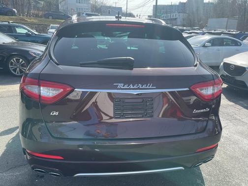 2017 Maserati Levante Base