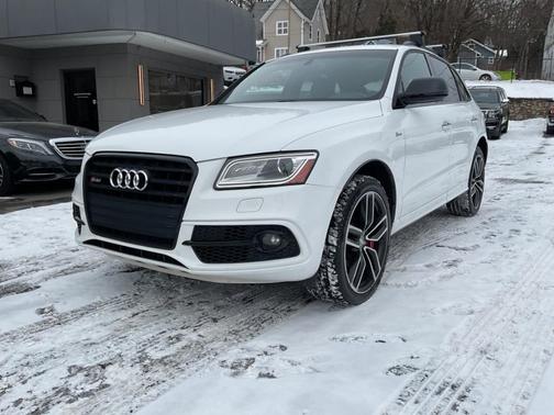 2017 Audi SQ5 3.0T Premium Plus