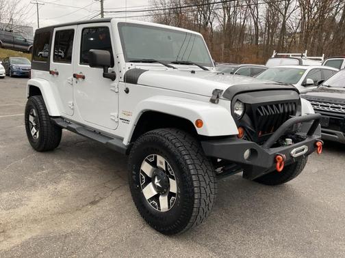 2013 Jeep Wrangler Unlimited Sahara