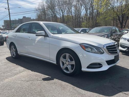 2015 Mercedes-Benz E-Class 4MATIC
