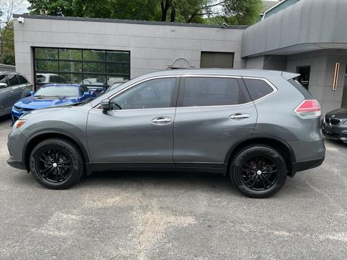 Gun Metallic 2015 Nissan Rogue SV