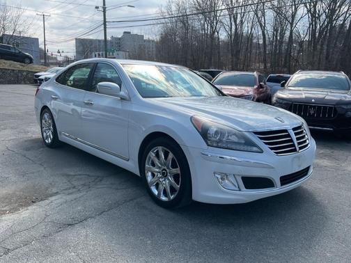 White Satin Pearl 2013 Hyundai Equus Signature