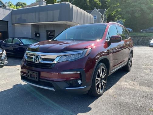 Deep Scarlet Pearl 2020 Honda Pilot Touring 8-Passenger