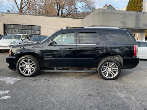 2014 Cadillac Escalade Premium