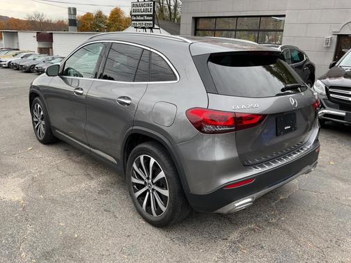 2021 Mercedes-Benz GLA 250 Base 4MATIC