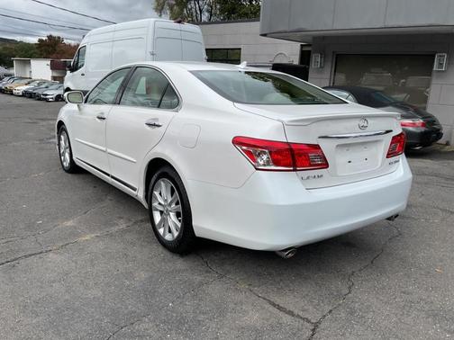 2010 Lexus ES 350 Base