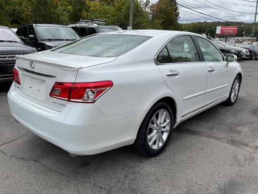 2010 Lexus ES 350 Base