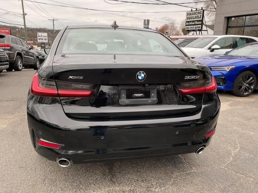 2019 BMW 330 xDrive