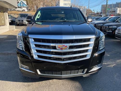 2016 Cadillac Escalade ESV Luxury