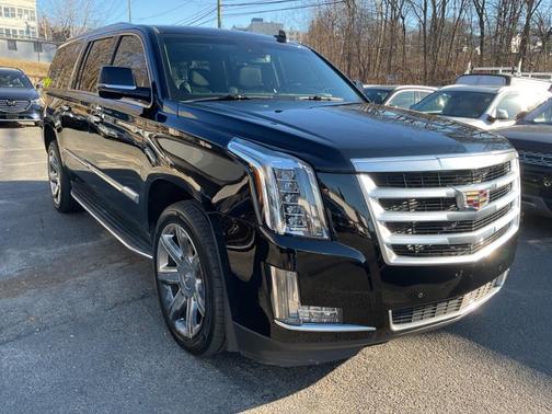 2016 Cadillac Escalade ESV Luxury