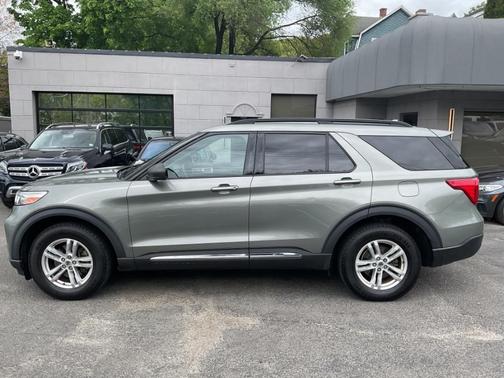 Silver Spruce Metallic 2020 Ford Explorer XLT